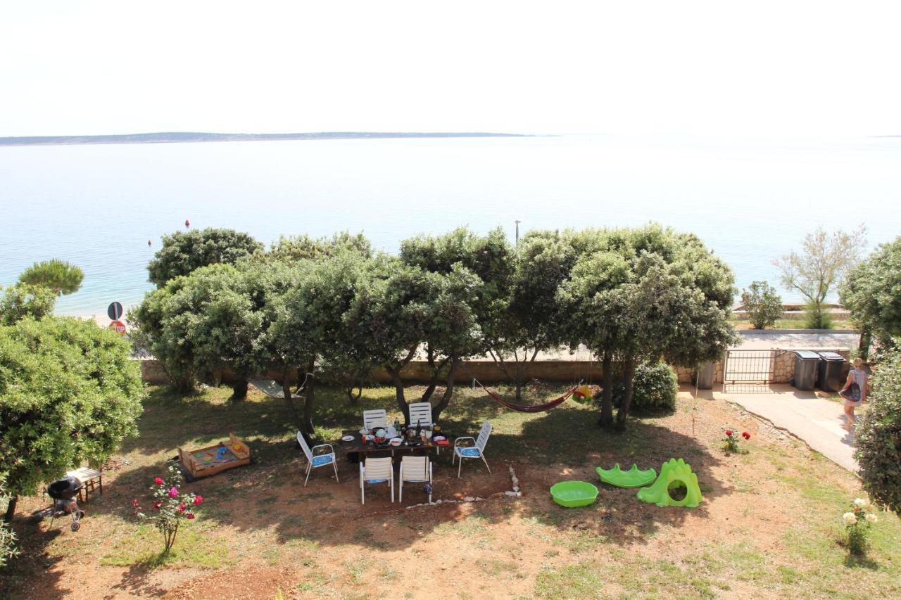 Apartments By The Sea Mandre, Pag - 8655 Kolan Buitenkant foto
