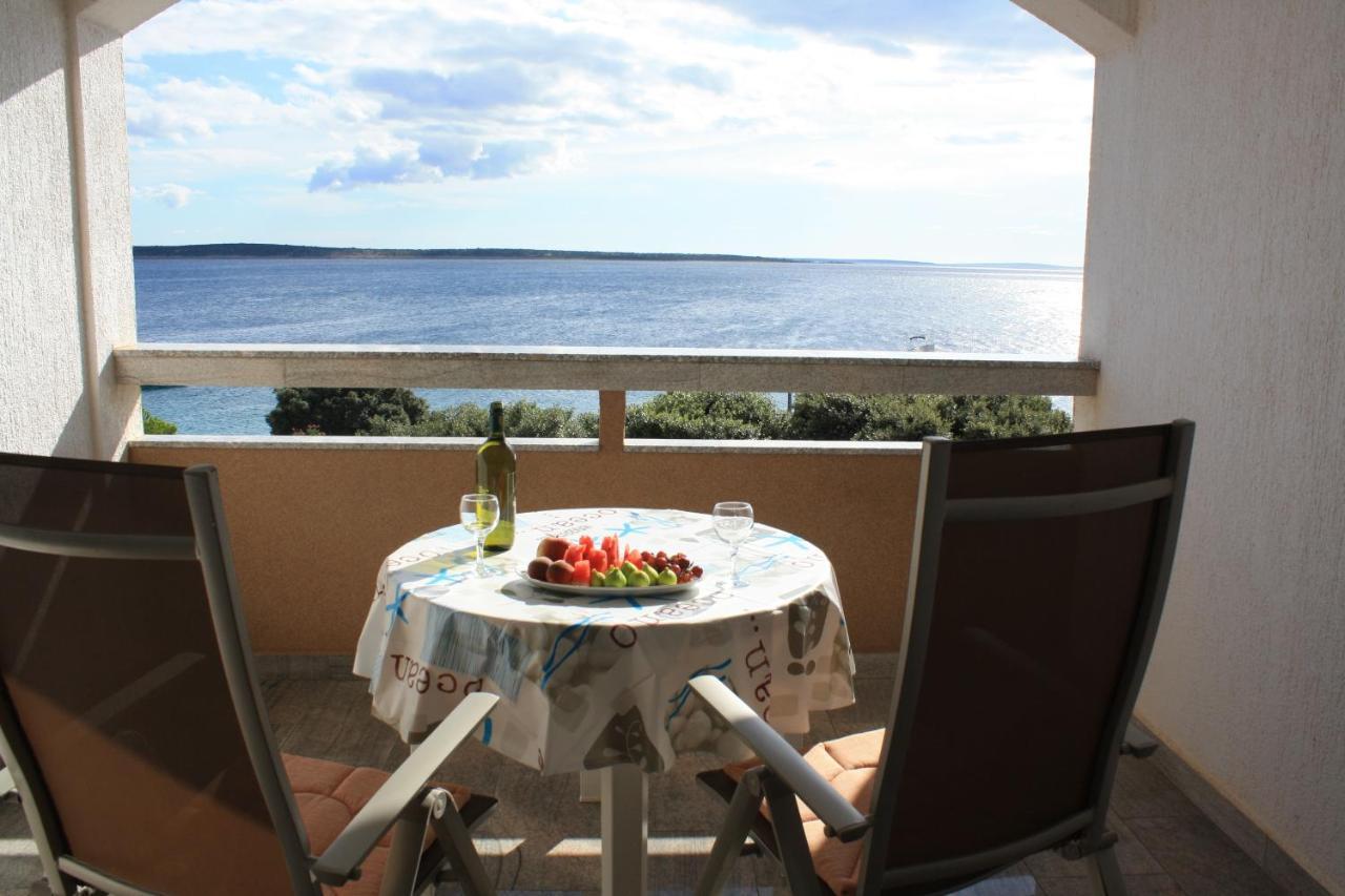 Apartments By The Sea Mandre, Pag - 8655 Kolan Buitenkant foto